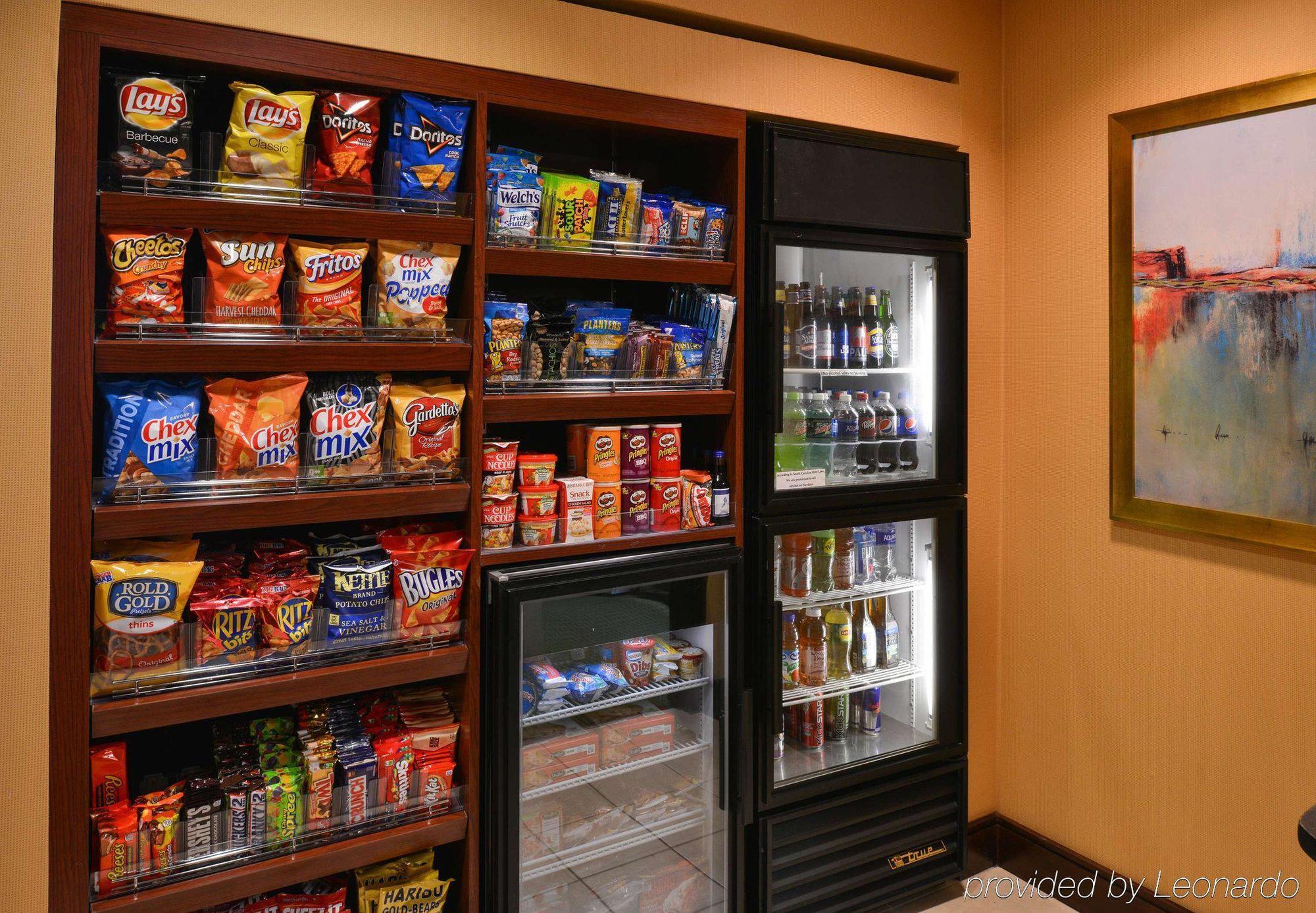 北查尔斯顿/大学区费尔菲尔德套房酒店 外观 照片